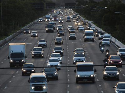 As 5 multas de trânsito mais cometidas por taxistas e motoristas de aplicativo