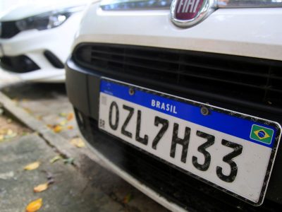 Como saber se a placa do seu carro está clonada?
